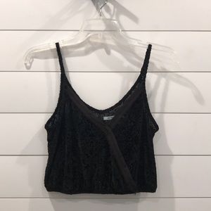 UO Spaghetti Strap Velvet Crop Top in Black